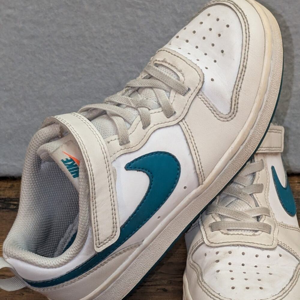 Nike Shoes 2Y White Blue Leather Court Borough Low 2 Sneakers Trainers